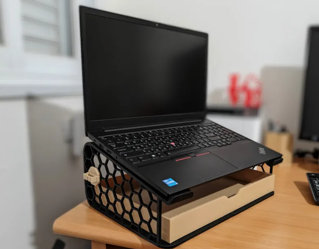 Base elevadora para notebook con cajón organizador